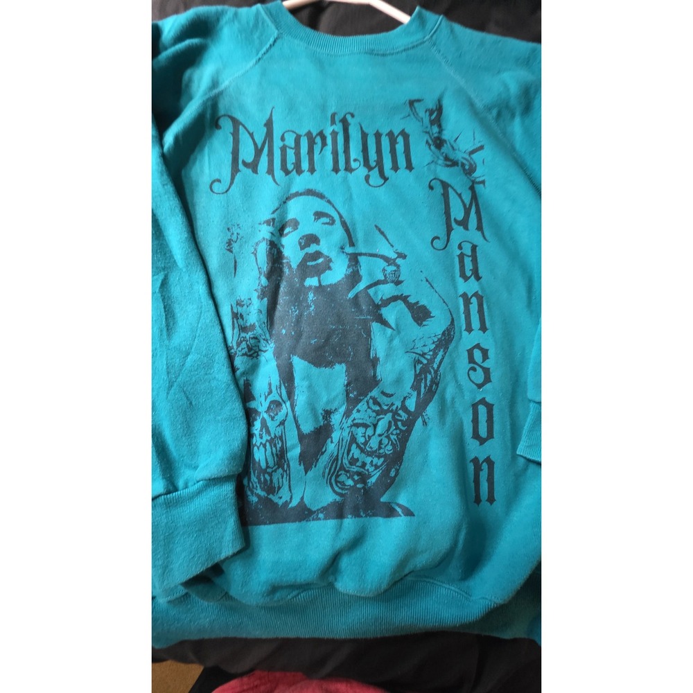 053 - Marilyn Manson Graphic Raglan Crewneck Sweatshirt Teal Cut Tag 23x25 Goth
